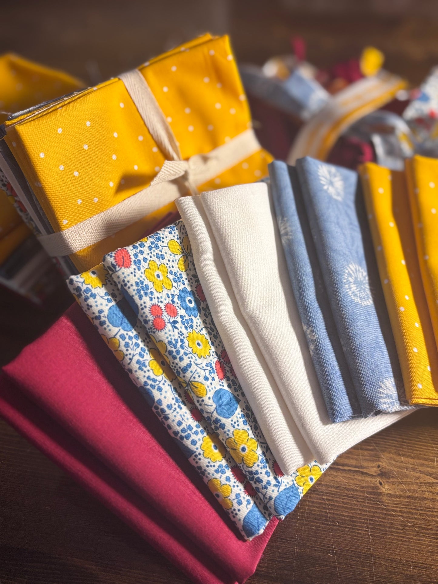 Sunshine & Bloom Fat Quarter Bundle - 10 Piece