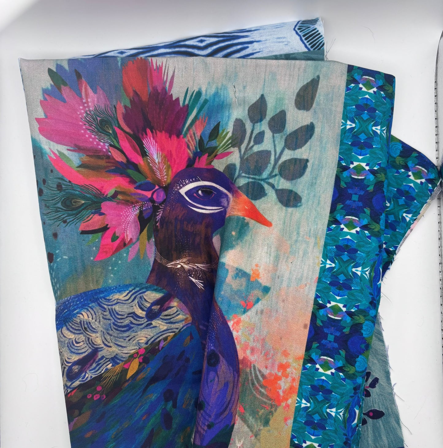 Peacock Flourish Panel and 18 Piece Fat Quarter Bundle